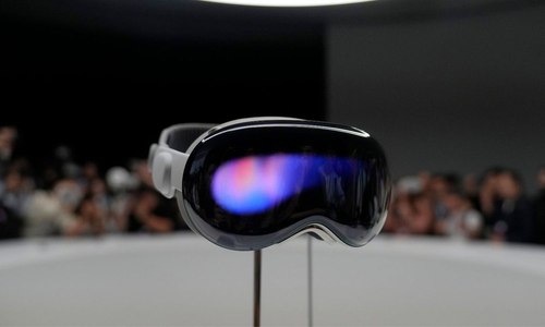 Apple presenta sus gafas de realidad virtual "Vision Pro"