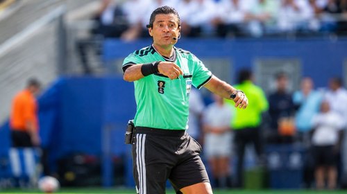 FIFA designa árbitro iraní-australiano para México vs Inglaterra