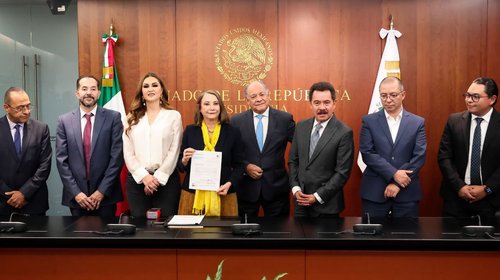 Arriba 'Plan B' de reforma electoral de Sheinbaum al Senado