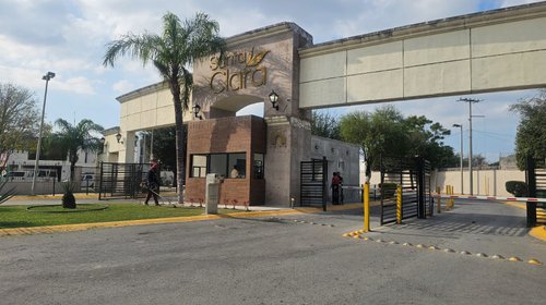 Asaltan a familia en fraccionamiento privado de Guadalupe