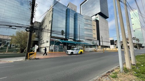 Asaltan a hombre y lo abandonan en el río Santa Catarina