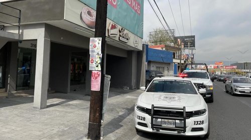 Asaltan con violencia pastelería en avenida Gonzalitos