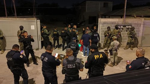 Asegura FGE más de 100 armas en cateo en Piedras Negras