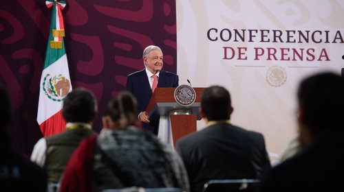 Asegura AMLO que sistema de salud estará listo y será gratuito