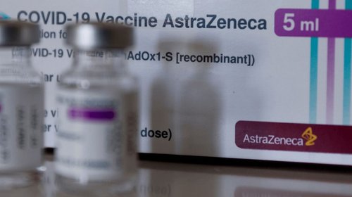 AstraZeneca admite que vacuna antiCovid puede provocar trombosis
