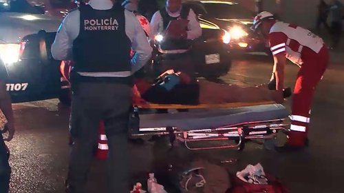 Atropellan a hombre sobre Pino Suárez en Monterrey