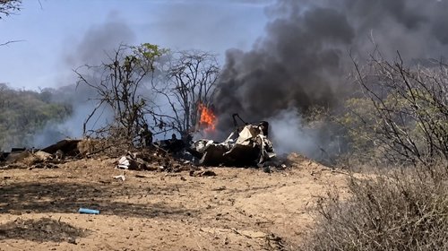 Mueren 13 turistas extranjeros tras desplome de avioneta en Perú