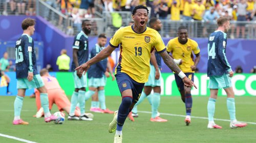 Ecuador da un golpe histórico, derrota a Alemania y va a 16avos