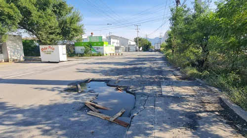 Proliferan los baches en las calles de Guadalupe
