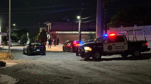 Balean casa en Guadalupe; hay 3 mujeres y un hombre heridos