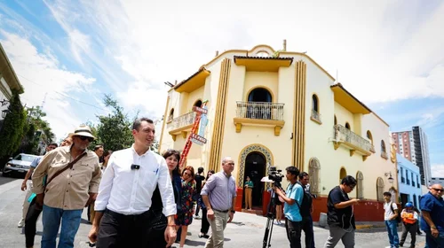 Reviven la magia del Barrio Antiguo y del Rayo Láser en Monterrey