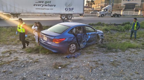 Mujer y bebé resultan lesionados tras choque en Ramos Arizpe 