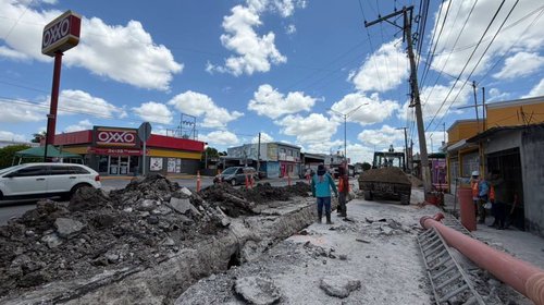 Beto Granados impulsa rehabilitación de drenaje en Matamoros