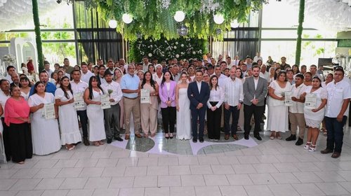 Apadrina Cd. Victoria a 72 matrimonios en ceremonia colectiva