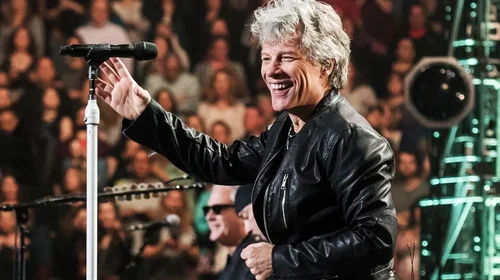 Bon Jovi sorprende y canta en un bar en Cabo San Lucas