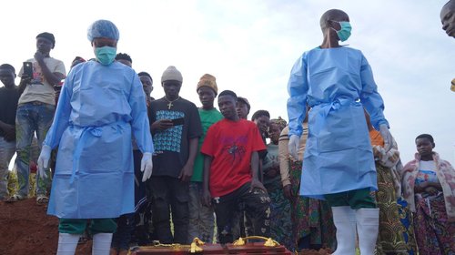 Brote de ébola supera 5,000 casos en República del Congo