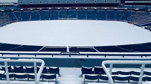 Buffalo Bills busca trabajadores para quitar nieve de su estadio