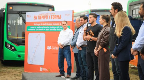 En noviembre estarán los 4 mil camiones prometidos: Gobernador