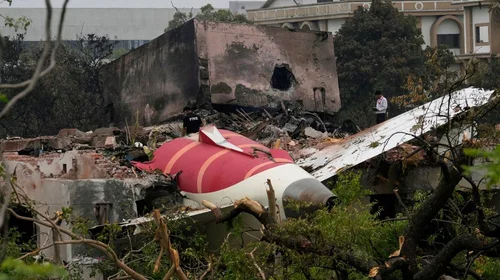 Recuperan caja negra del vuelo de Air India accidentado
