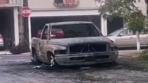 Explota transformador e incendia camioneta en Guadalupe