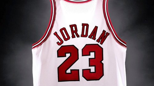 Subastarán histórica camiseta de Michael Jordan
