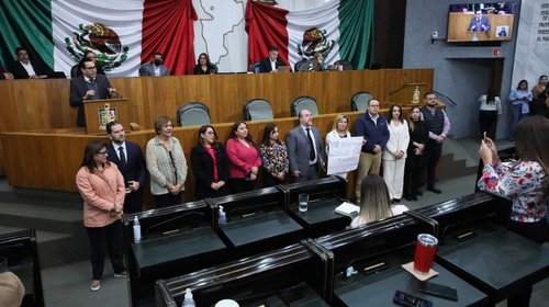 Tiran chamba por las elecciones; funcionarios priorizan campañas