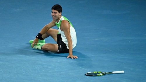 Carlos Alcaraz se baja del Torneo Conde de Godó por nueva lesión