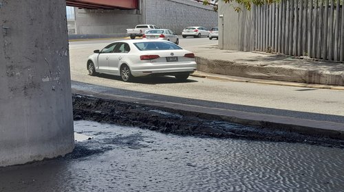 Reabren circulación en avenida Churubusco tras inundación 