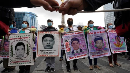 Vinculan a proceso a extitular de la SEIDO por caso Ayotzinapa