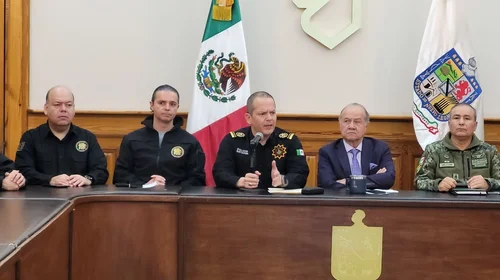 Catean oficina de empresario ejecutado en Lázaro Cárdenas