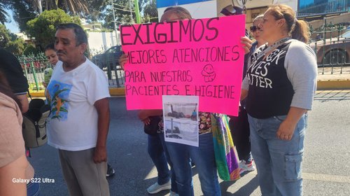 IMSS atiende quejas de pacientes de hemodiálisis en Saltillo