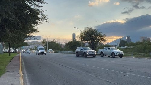 Cerrarán carriles exprés de Av. Morones Prieto por reparaciones