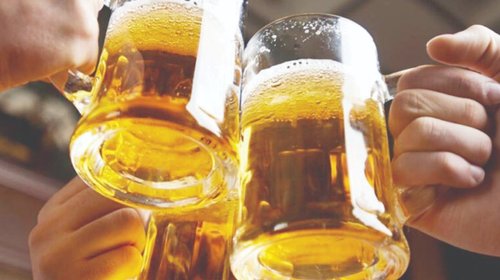 Cerveza 'quiere saciar' al mundo y lidera exportaciones