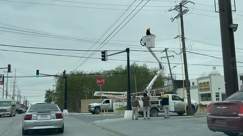 Atiende CFE cortes de luz por alto consumo en Reynosa
