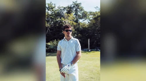 Charles Leclerc presume de sus vacaciones con un 'viva México'