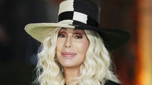 Cher solicita la tutela de su hijo por adicciones