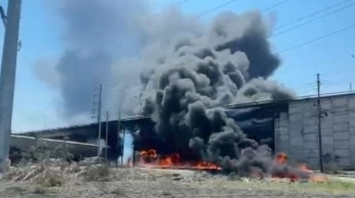 Choque entre tren y pipa provoca fuerte explosión en Querétaro