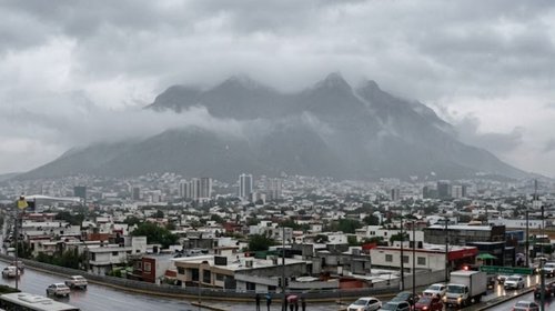 Alertan por lluvias y frío en Nuevo León este fin de semana