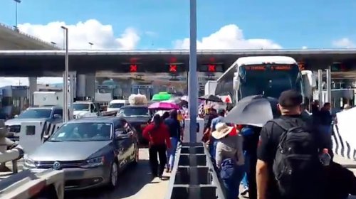 CNTE mantiene paro y toma casetas en CDMX y Edomex