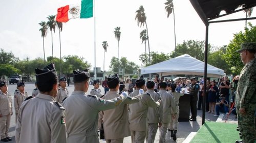 Deja Colegio Calmecac denominación 'militarizado' por norma