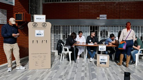Colombia arranca elecciones para elegir al sucesor de Petro