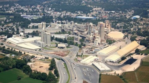 Recuperan planta cementera por mandato judicial en Tula