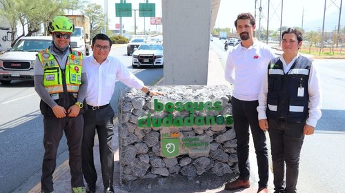 Entregan corredor biológico 'Bosques Ciudadanos' a Metrorrey