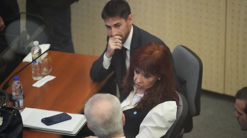 Cristina Fernández sostiene ser víctima de 'mafia judicial' 