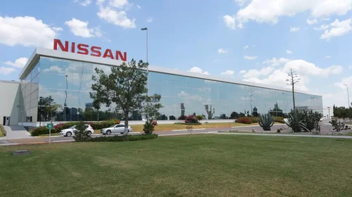 Nissan anuncia despido de 20,000 empleados por reestructura