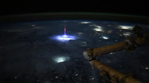  Astronautas captan Jet Gigante desde el espacio sobre Coahuila 