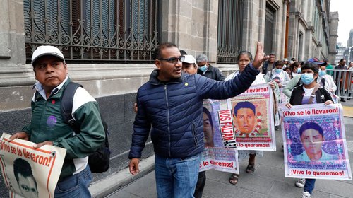 Vidulfo Rosales renuncia como abogado del caso Ayotzinapa