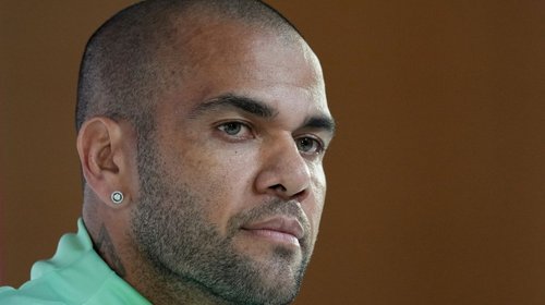 Piden 9 años de cárcel para Dani Alves por agresión sexual