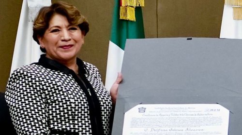 Delfina Gómez recibe constancia como gobernadora del Edoméx