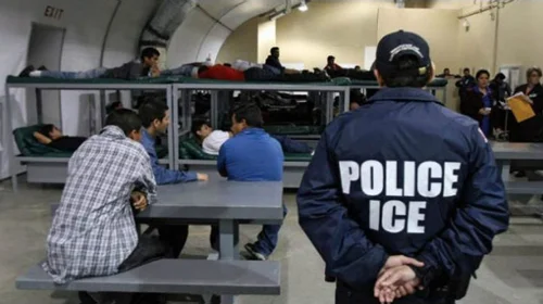 Tribunal autoriza a Trump reactivar deportaciones aceleradas